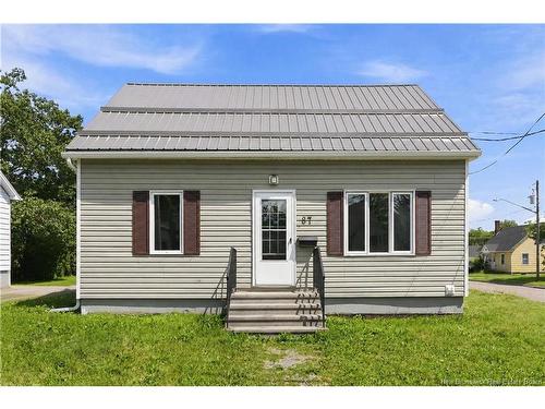 87 Jones St, Moncton, NB 