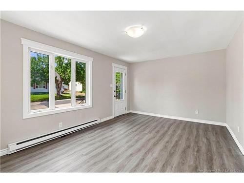 87 Jones St, Moncton, NB 