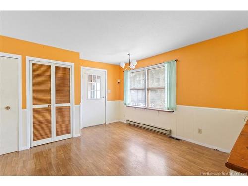 41 Hillcourt Dr, Fredericton, NB 