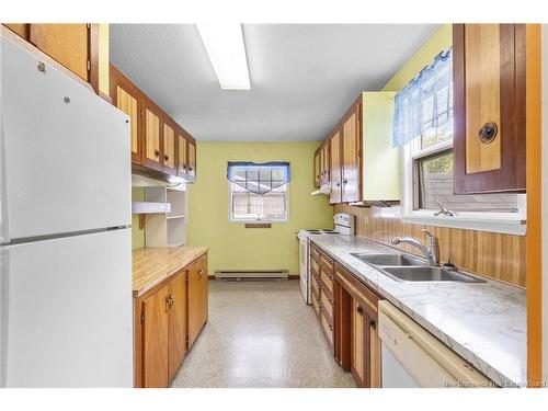 41 Hillcourt Dr, Fredericton, NB 