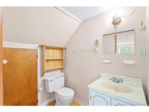 41 Hillcourt Dr, Fredericton, NB 