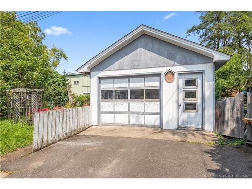 41 Hillcourt Dr, Fredericton, NB 