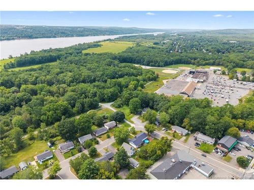 41 Hillcourt Dr, Fredericton, NB 