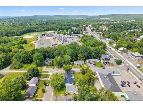 41 Hillcourt Dr, Fredericton, NB 