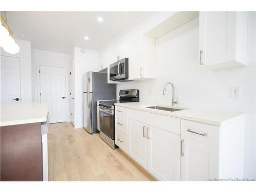 20 Harding St, Saint John, NB - Indoor Photo Showing Kitchen