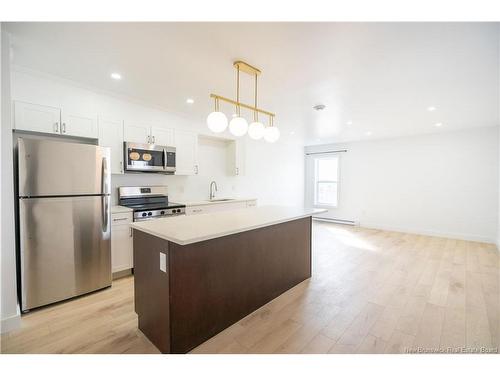 20 Harding St, Saint John, NB - Indoor Photo Showing Kitchen With Upgraded Kitchen