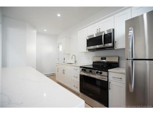 20 Harding St, Saint John, NB - Indoor Photo Showing Kitchen
