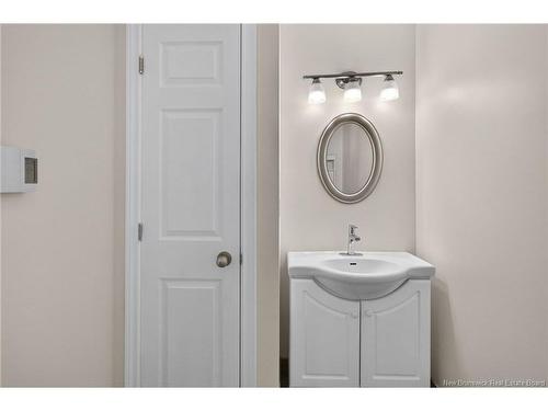 302 Lonsdale Dr, Moncton, NB 