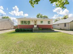 530 STRATHNAVER AVE Selkirk, MB R1A 0H9