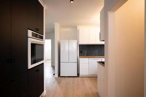 59 Arden Ave, Winnipeg, MB - Indoor Photo Showing Kitchen