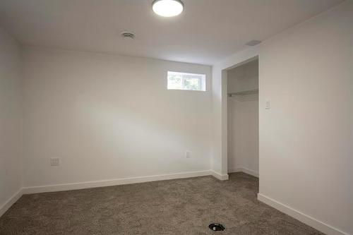59 Arden Ave, Winnipeg, MB - Indoor Photo Showing Other Room
