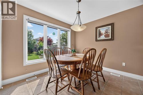 169 Augusta Boulevard, Sarnia, ON - Indoor Photo Showing Dining Room