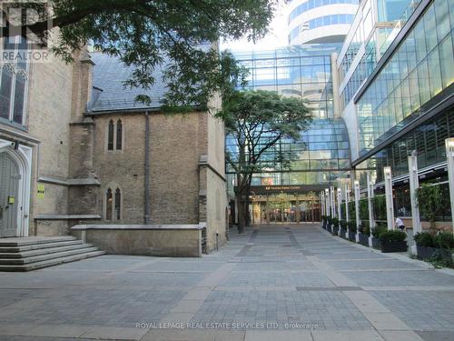 10 Trinity Square, Toronto, ON 