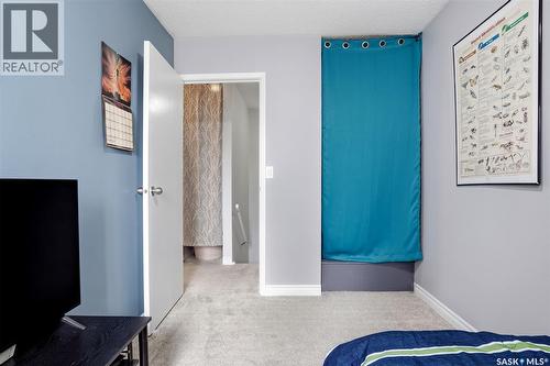 4168 Castle Road, Regina, SK - Indoor Photo Showing Bedroom