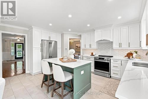 41 Dopp Crescent, Whitby (Brooklin), ON - Indoor Photo Showing Kitchen With Upgraded Kitchen