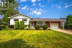 121 LOCKHART DRIVE  St. Catharines (Glendale/Glenridge), ON L2T 1W3