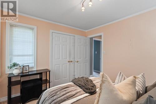 96 Redfern Crescent, Clarington, ON - Indoor Photo Showing Bedroom