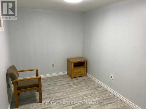 (BSMT) - 18 BIG RED AVENUE , Toronto, Ontario M1V 1N9 4
