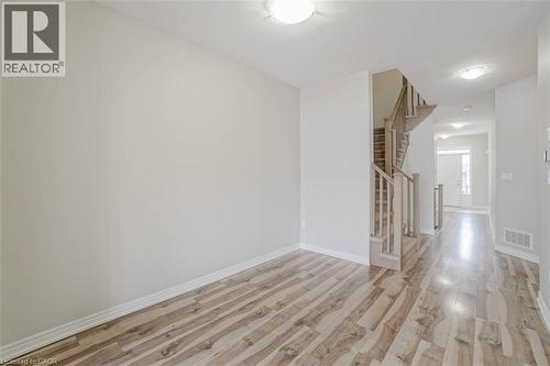 70 Bradbury Road, Hamilton, ON - Indoor Photo Showing Other Room