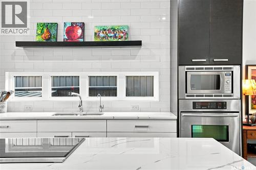 1210 Broadway Avenue, Saskatoon, SK - Indoor Photo Showing Kitchen With Double Sink