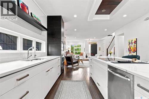 1210 Broadway Avenue, Saskatoon, SK - Indoor Photo Showing Kitchen