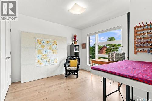 1210 Broadway Avenue, Saskatoon, SK - Indoor