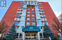 UPH5 - 60 OLD MILL ROAD  Oakville, ON L6J 7V9