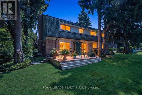 1721 Medallion Court, Mississauga, ON - Outdoor With Deck Patio Veranda