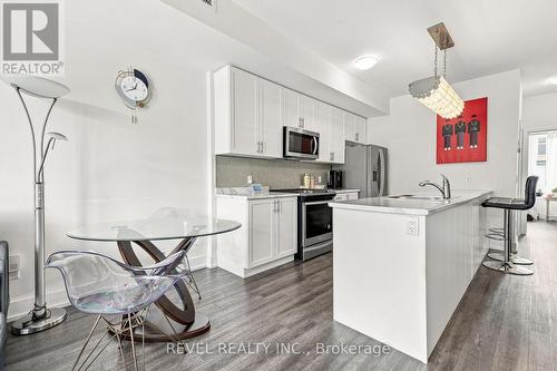 23 - 261 Skinner Road, Hamilton, ON - Indoor Photo Showing Kitchen