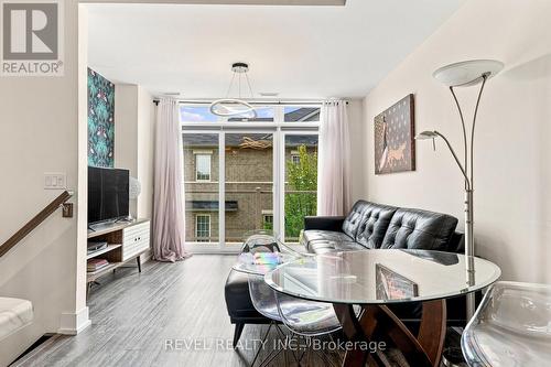 23 - 261 Skinner Road, Hamilton, ON - Indoor