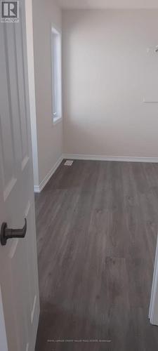 76 Fleming Crescent, Haldimand, ON - Indoor Photo Showing Other Room