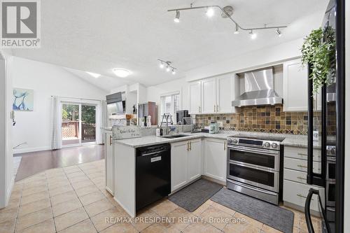 60 Steepleridge Street, Kitchener, ON - Indoor Photo Showing Kitchen