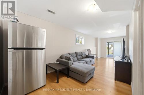 60 Steepleridge Street, Kitchener, ON - Indoor