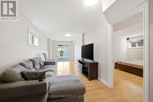 60 Steepleridge Street, Kitchener, ON - Indoor Photo Showing Other Room