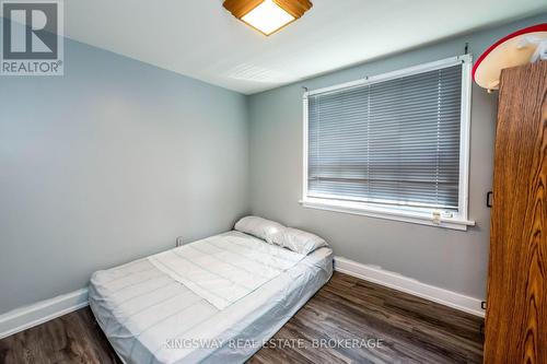556 Barton Street E, Hamilton, ON - Indoor Photo Showing Bedroom