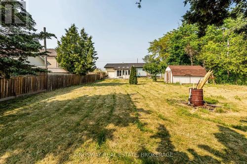 556 Barton Street E, Hamilton, ON - Outdoor