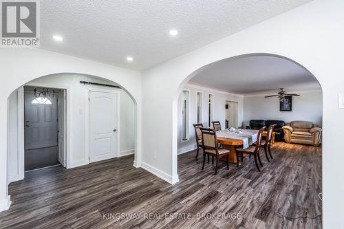 556 Barton Street E, Hamilton, ON - Indoor Photo Showing Dining Room