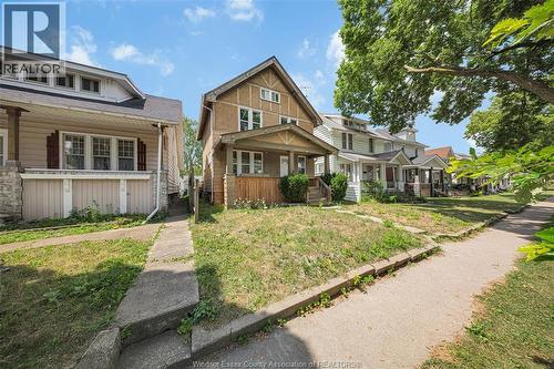421 Elm Avenue, Windsor, ON - Outdoor With Deck Patio Veranda With Facade