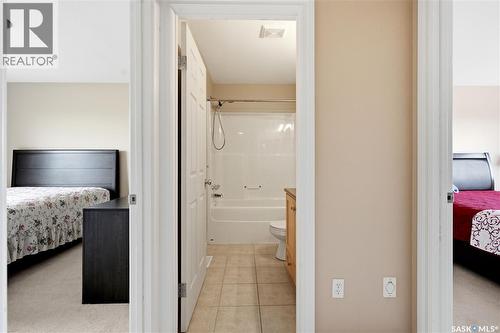 52 118 Pawlychenko Lane, Saskatoon, SK - Indoor