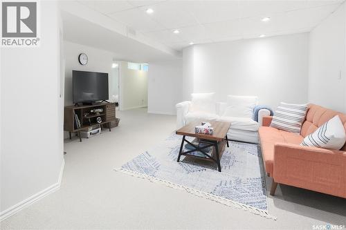 2206 Assiniboine Avenue E, Regina, SK - Indoor Photo Showing Other Room