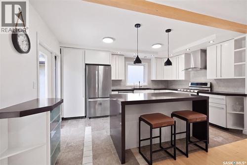 2206 Assiniboine Avenue E, Regina, SK - Indoor Photo Showing Kitchen With Upgraded Kitchen