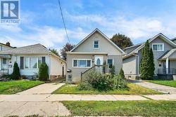 314 NASSAU STREET Oshawa, ON L1J 4A8