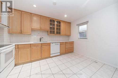 6 Sandy Haven Drive, Toronto, ON - Indoor Photo Showing Kitchen