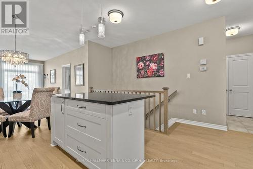 540 Silverbell Crescent, Ottawa, ON - Indoor