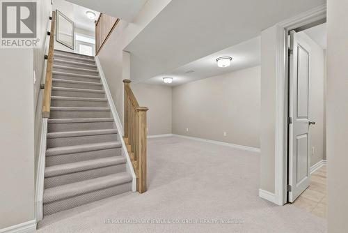 540 Silverbell Crescent, Ottawa, ON - Indoor Photo Showing Other Room