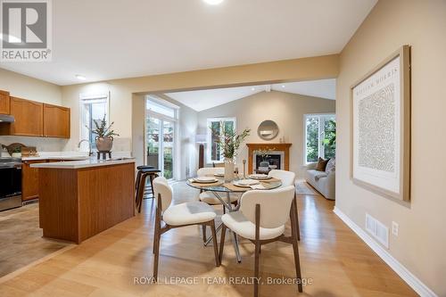 60 Woliston Crescent, Ottawa, ON - Indoor Photo Showing Dining Room
