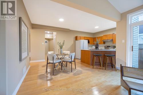 60 Woliston Crescent, Ottawa, ON - Indoor