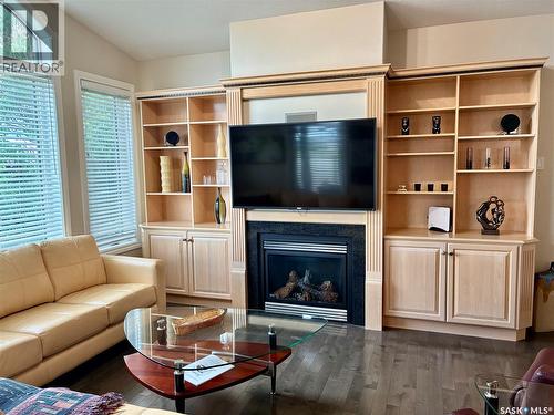 10170 Wascana Estates, Regina, SK - Indoor Photo Showing Living Room With Fireplace