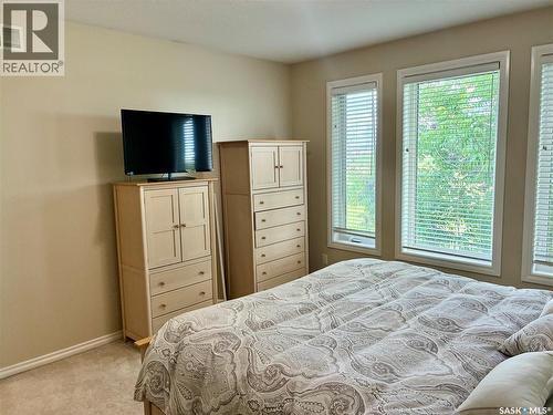 10170 Wascana Estates, Regina, SK - Indoor Photo Showing Bedroom