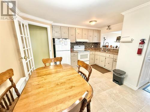 9 Eltero Park, Bishop'S Falls, NL - Indoor Photo Showing Dining Room